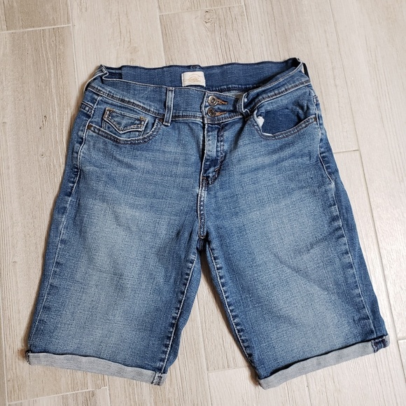 Levi's Pants - Levi's Bermuda shorts